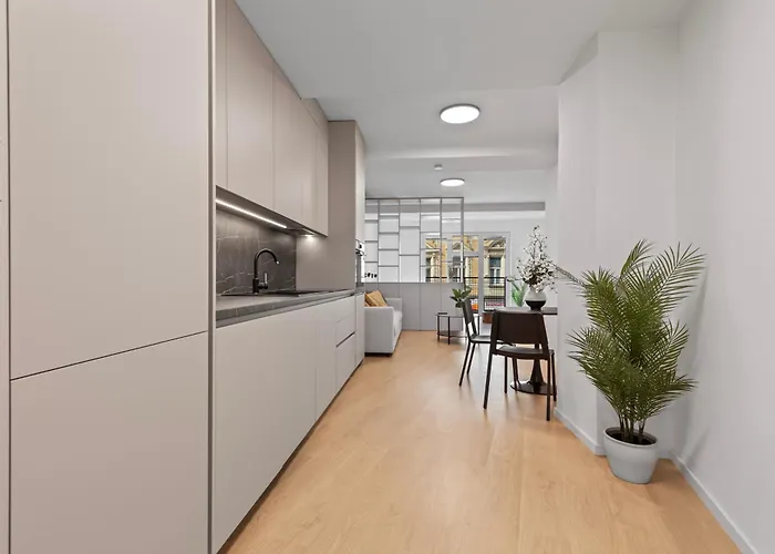 Lam Schon - Ac * 브라티슬라바