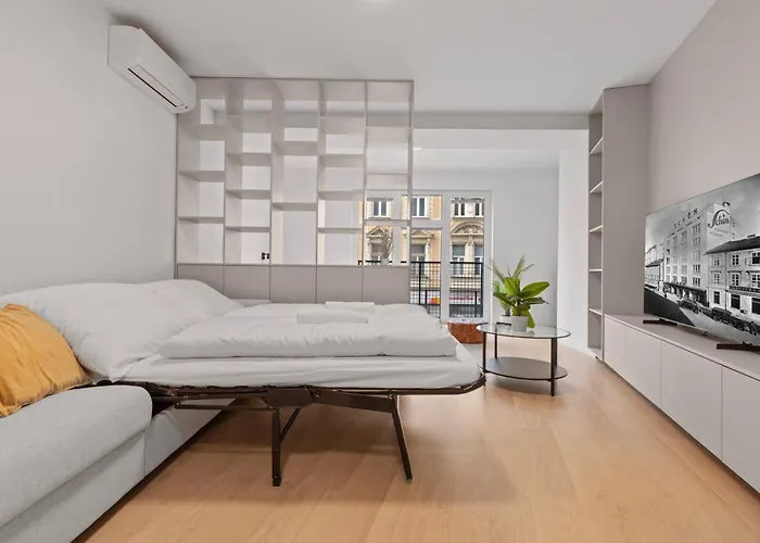 Lam Schon - Ac Appartement Bratislava